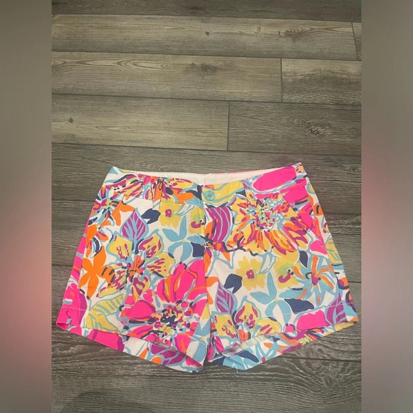 Lilly Pulitzer Callahan Short in Besame Mucho Size 0 - Picture 1 of 7